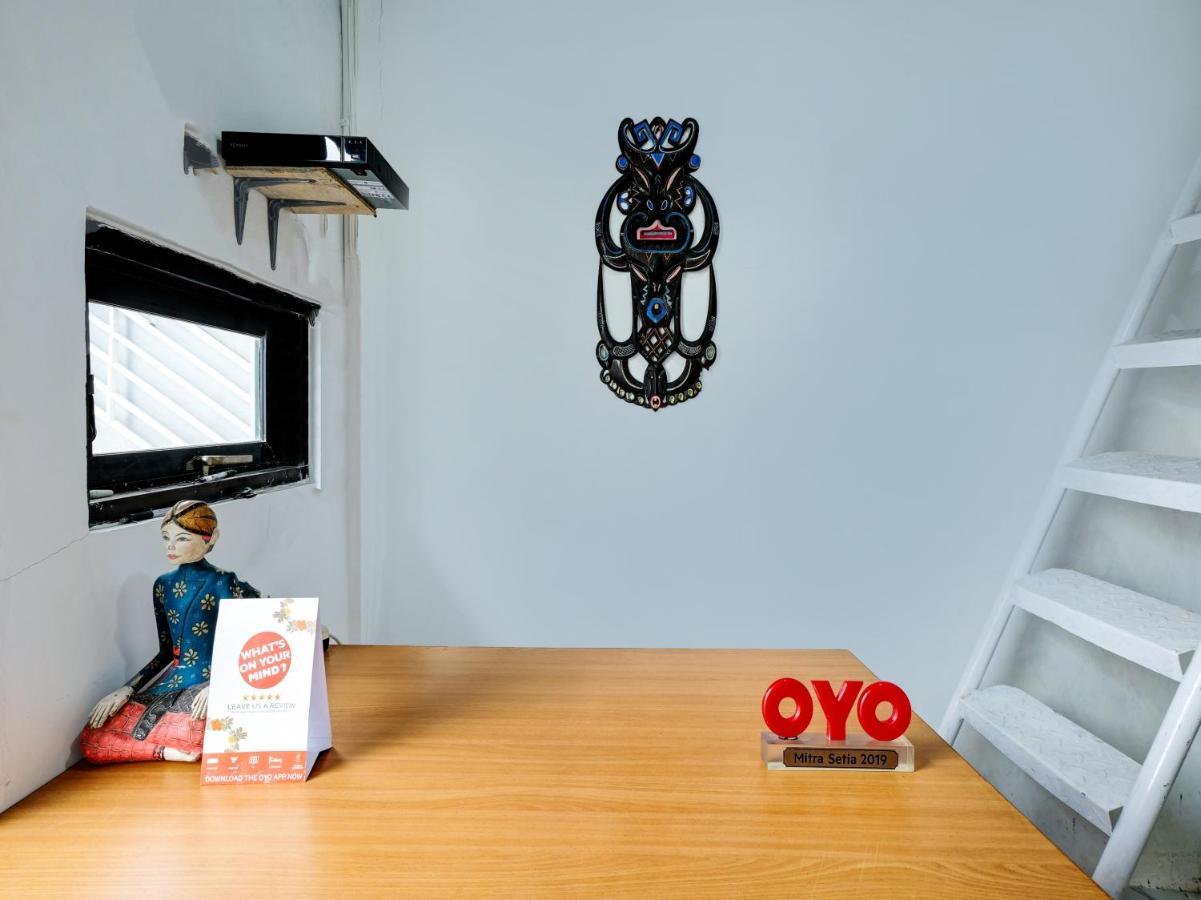 Oyo 90325 Pondok Dnayu Syariah Jarakan Zewnętrze zdjęcie